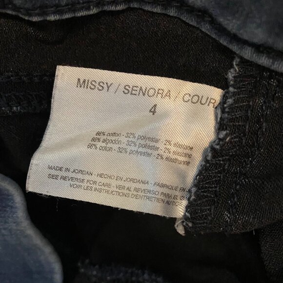 NINE WEST Pull On Distressed Dark Blue Skinny Jeans with Light Wash Size 4 - Picture 8 of 10